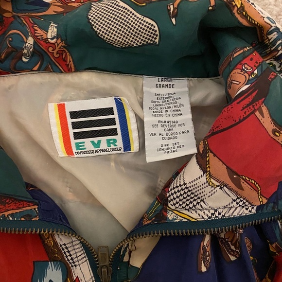 Jacket - Picture 3 of 6